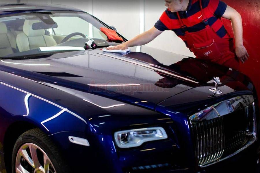 Как жидкое стекло для автомобиля может защитить от внешних воздействий и как произвести нанесение покрытия на поверхность машины Что такое жидкое стекло для автомобиля и как покрыть машину жидким стеклом?